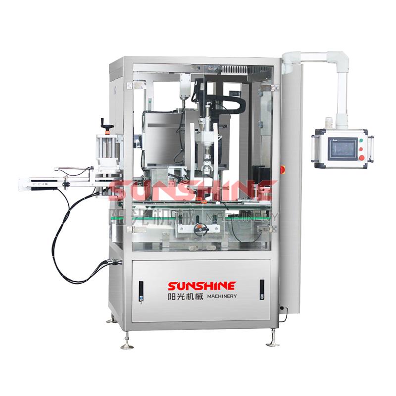 Tracking type capping machine